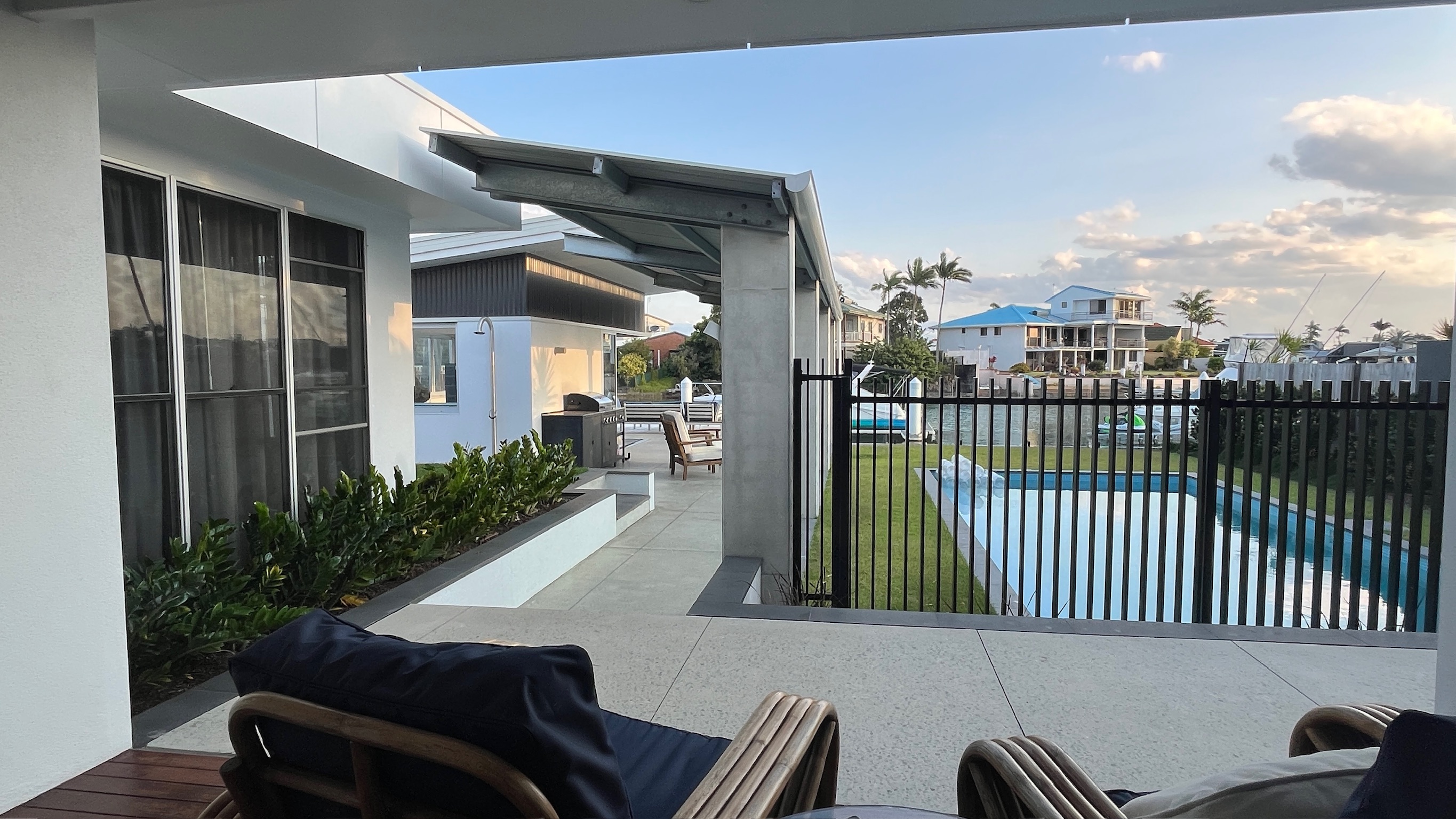 Outdoor & pool
